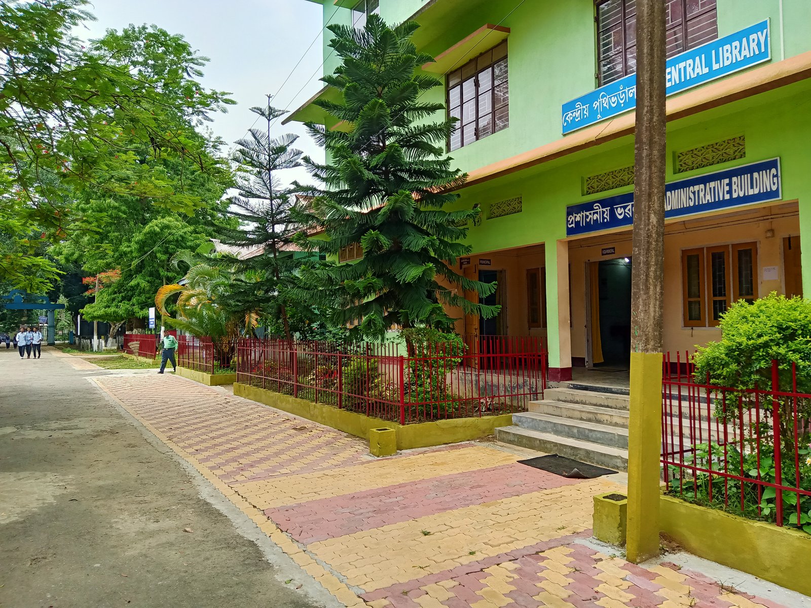 Jawaharlal Nehru College - Slide 10